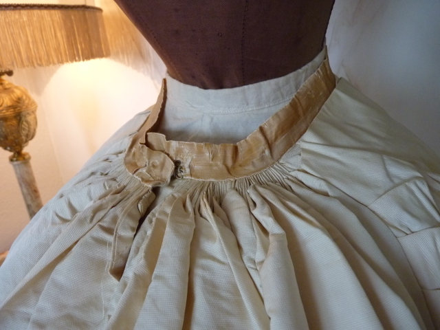 80d antique bridal gown 1874