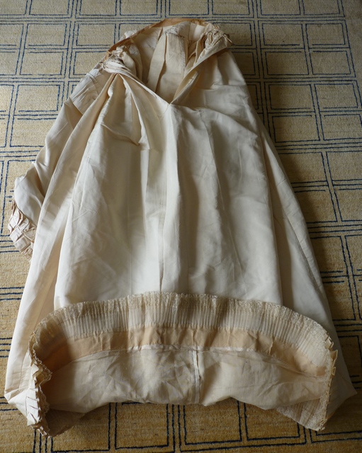 81 antique bridal gown 1874