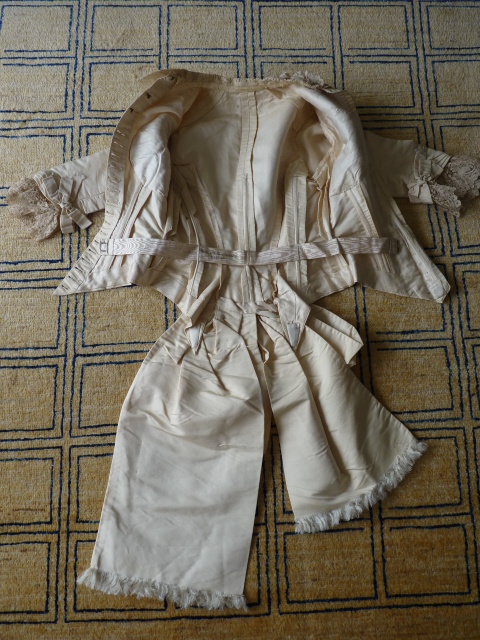 86 antique bridal gown 1874