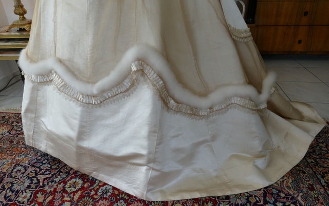 18 antique wedding dress 1876