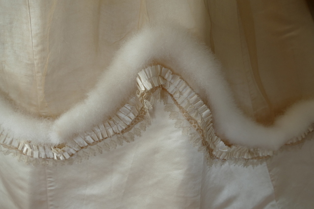 19 antique wedding dress 1876