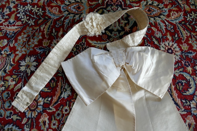 37 antique wedding dress 1876