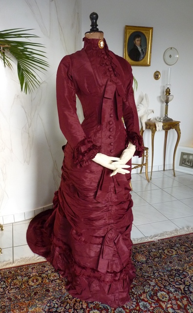 16 antique wedding gown 1878