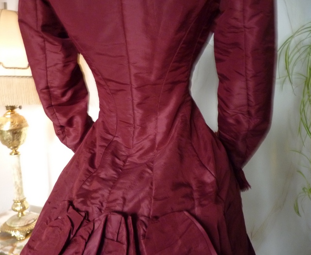32 robe ancienne 1878