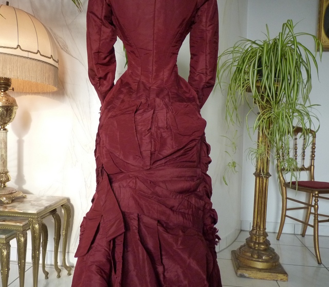 35 robe ancienne 1878