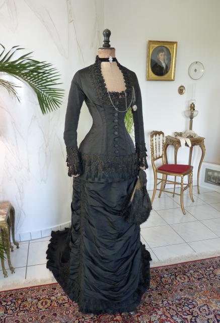 12 antique mourning dress 1879