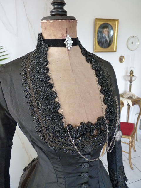 15 antique mourning dress 1879