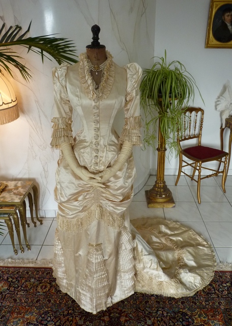 18 antique bustle wedding gown 1879