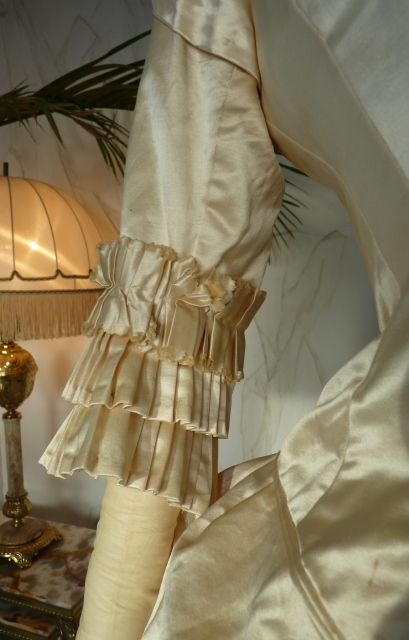 6a antique bustle wedding gown 1879