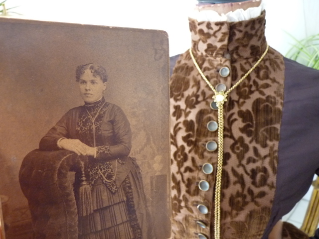 43 antique gown 1880