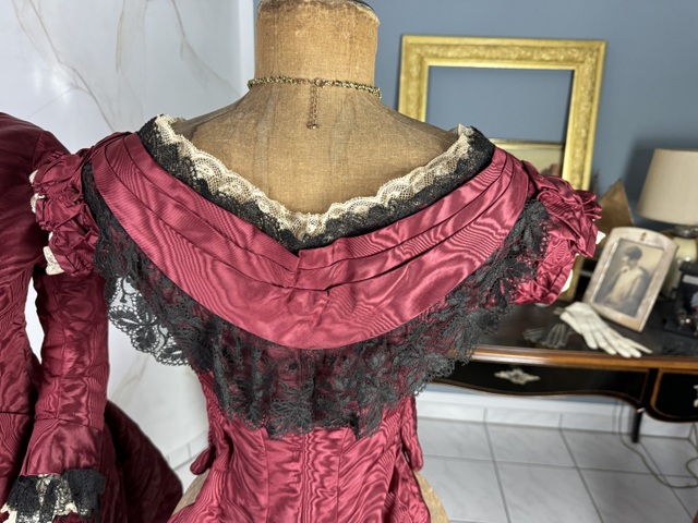10 antique bustle dress 1880