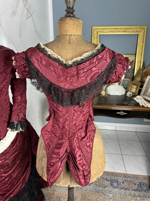 11 antique bustle dress 1880