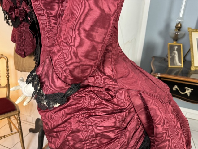 23 antique bustle dress 1880