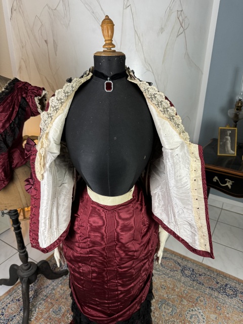 34 antique bustle dress 1880