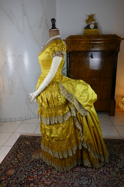 14 antique bustle dress 1882