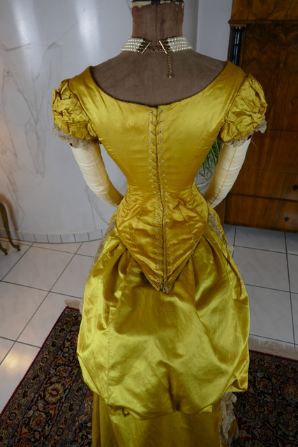 23antique bustle dress 1882