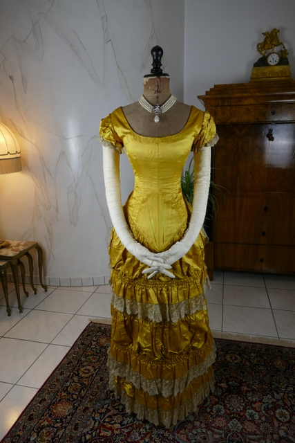 6 antique bustle dress 1882