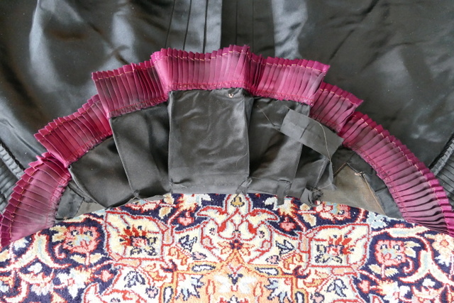 32 antique Pingat bustle dress 1880