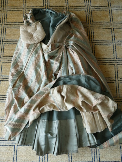107 Bondeaux Soeurs Dress 1889