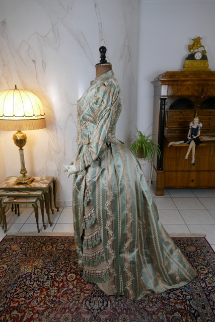 40 antique dress Bondeaux sisters 1889