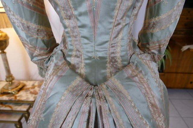 45 antique dress Bondeaux sisters 1889