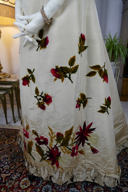 18 antique bustle dress 1880