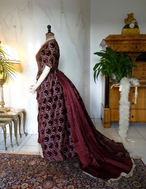 17 antique bustle gown 1884