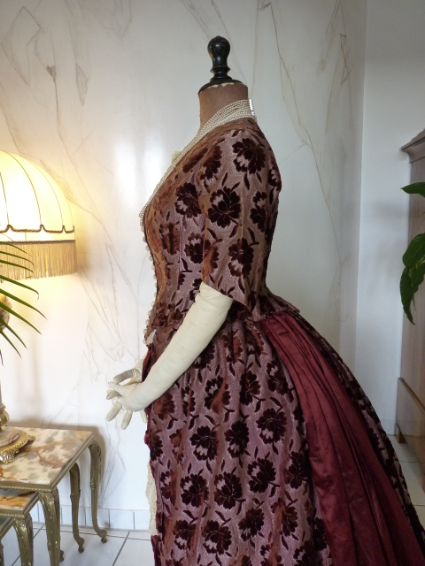 18 antique bustle gown 1884