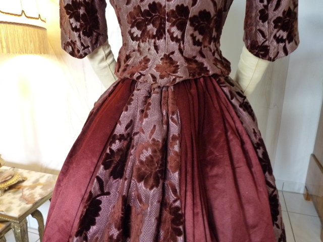 25 antique bustle gown 1884