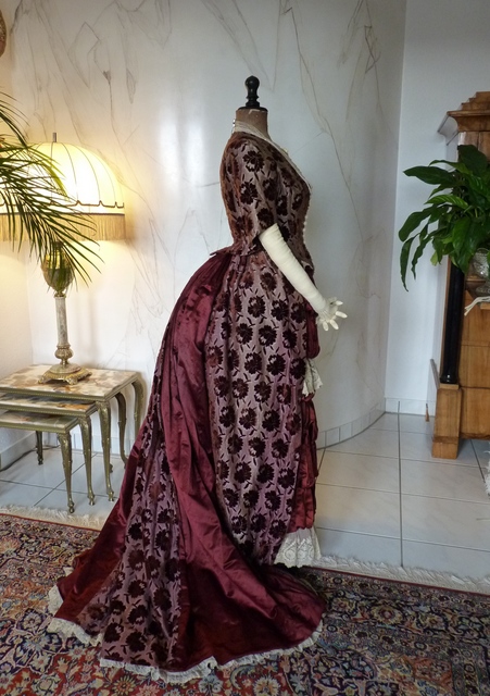 26 antique bustle gown 1884