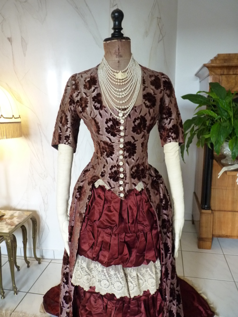 3 antique bustle gown 1884