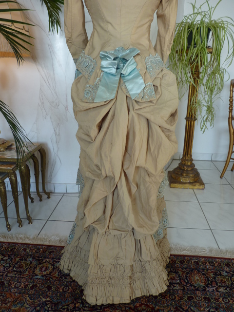 36 antique bustle dress 1884