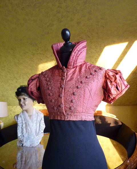 spencer jacket, spencer 1810,  antique dress, antique gown,  spencer jacket 1810, spencer jacket 1815