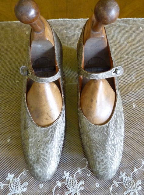 2 antique flapper shoes 1920
