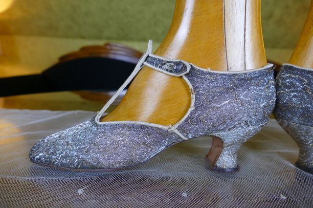 7 antike Flapper Schuhe 1924
