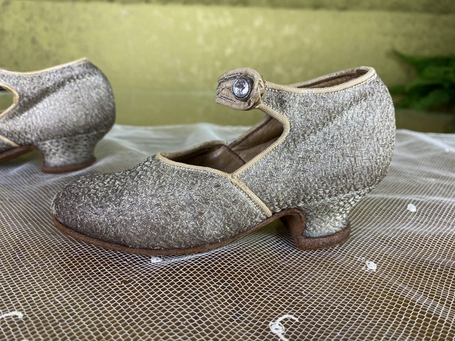 8 antique girls shoes 1926