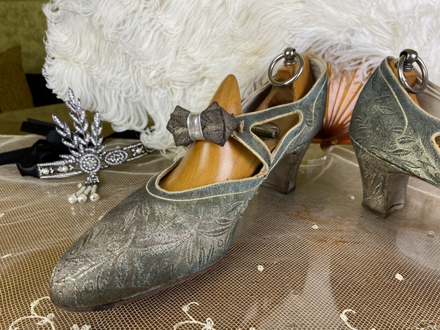 6 antique the traveler shoe 1928