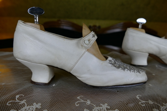 13 antique wedding shoes 1904