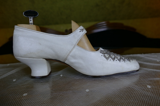 14 antique wedding shoes 1904