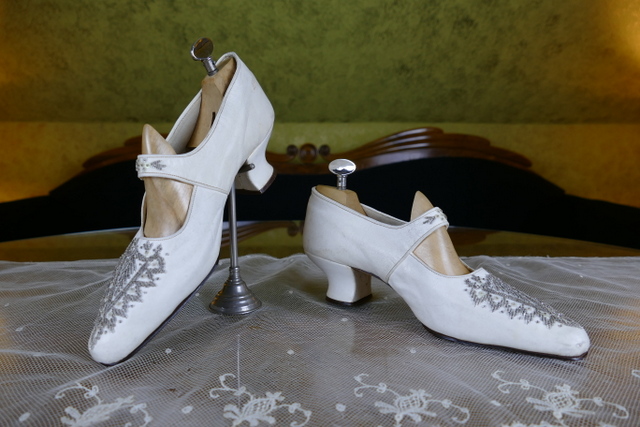 1 antique wedding shoes 1904