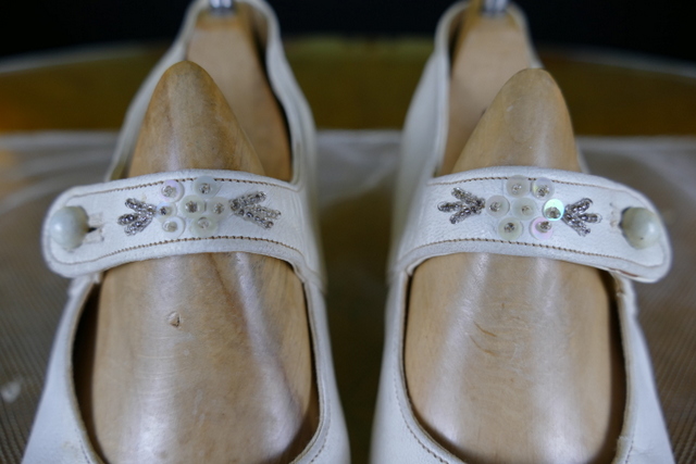3 antique wedding shoes 1904