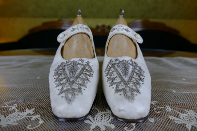8 antique wedding shoes 1904