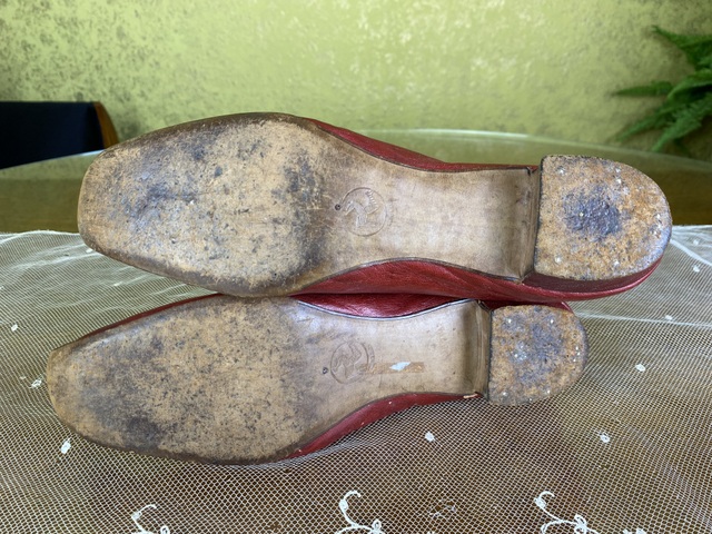 15 antike Schuhe orientalische Spitzen 1905
