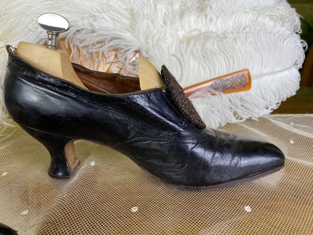 8 antique dinner shoes 1905