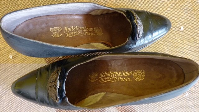 3 antique shoes Hellstern 1905