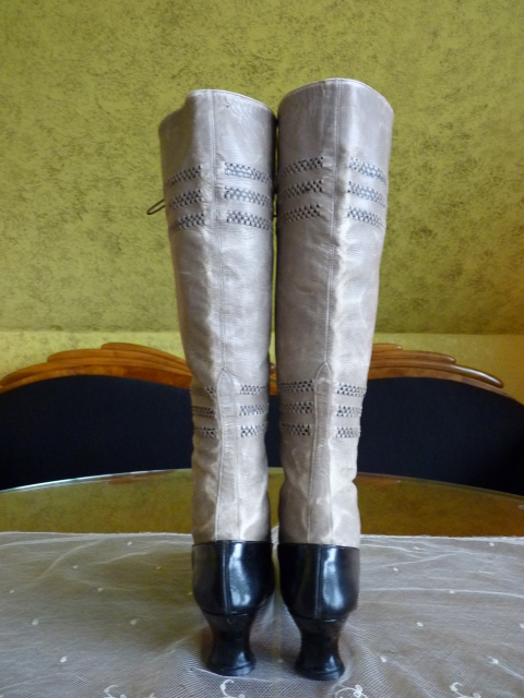 8 antique knee boots 1905