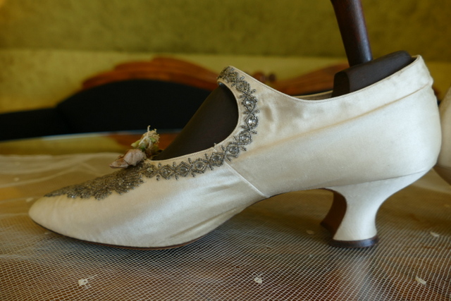 10 antique wedding boots 1906