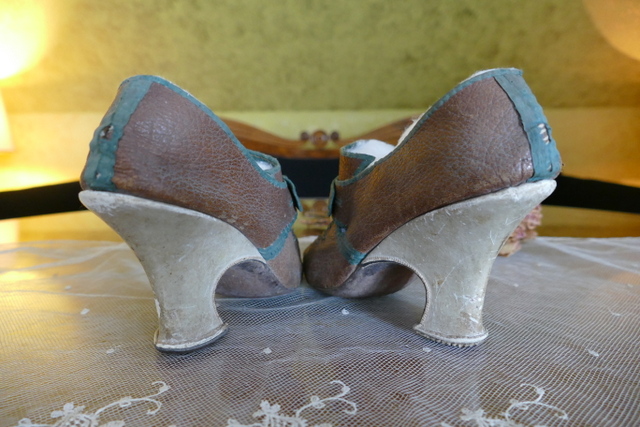 28 antique rococo shoes 1730