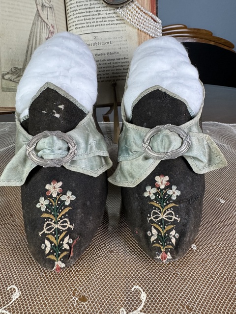 5 antique rococo shoes 1760