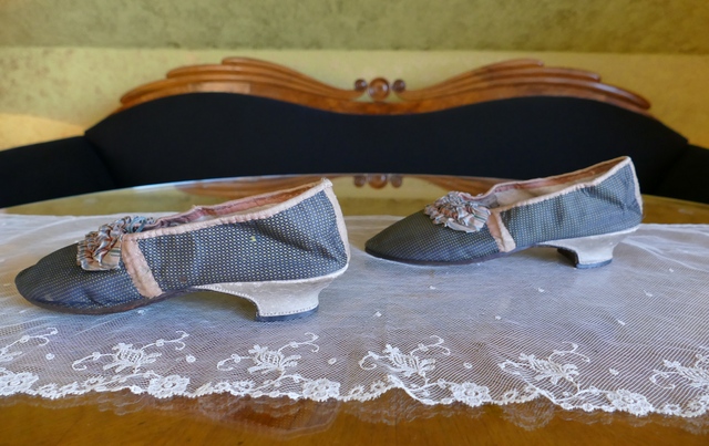 15 antique rococo shoes 1780